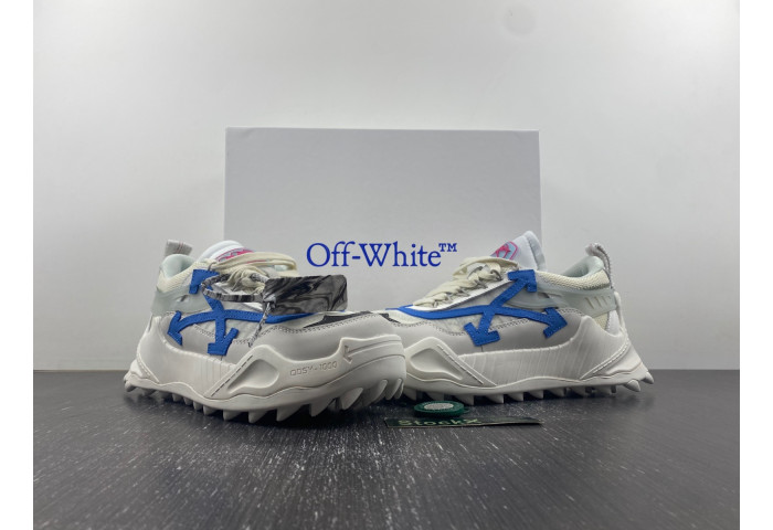 Off-White c/o Virgil Abloh