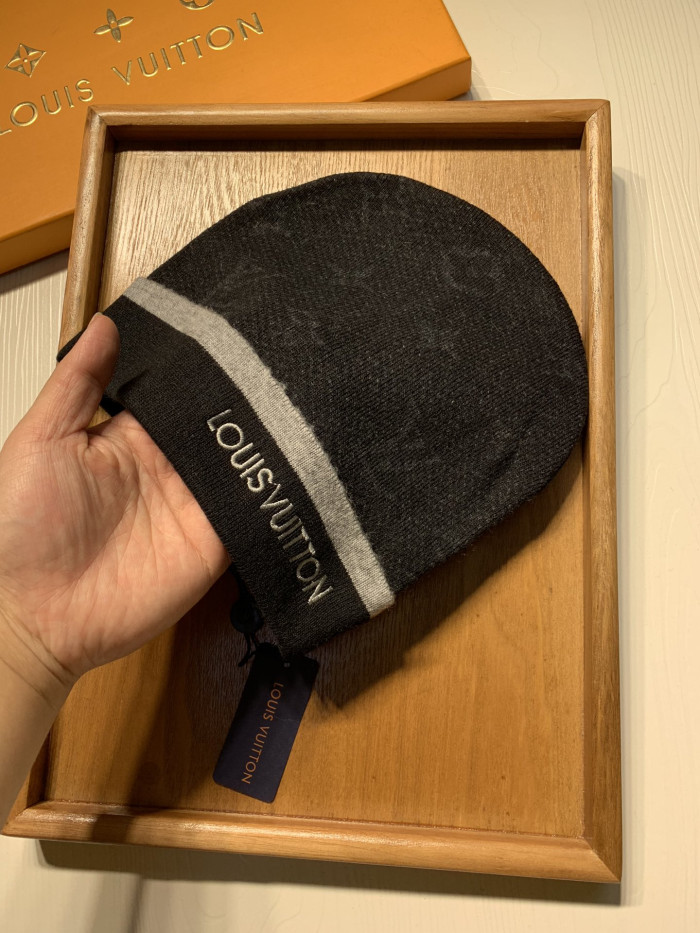 LV HATS