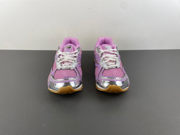b0tt*ga Ven*ta orbit sneaker