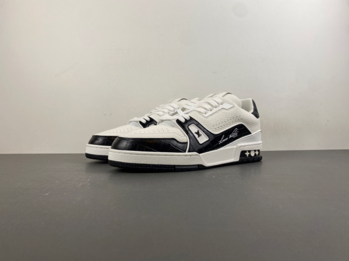 L0vis Vvtt0n LV trainer