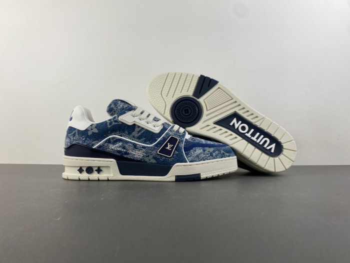 L0vis Vvtt0n LV trainer