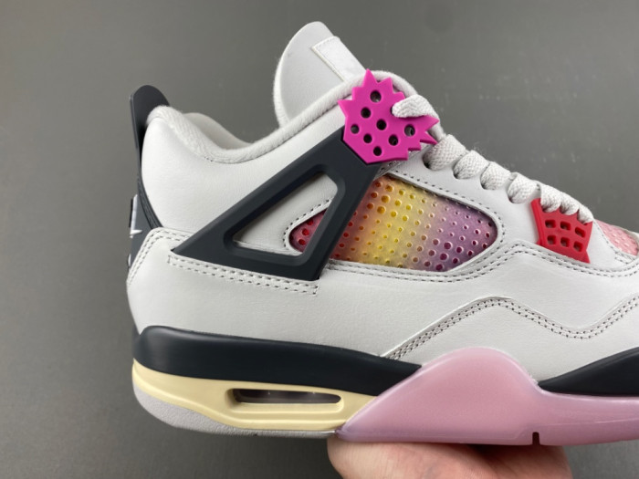 NIKE AIR JORDAN 4 RETRO JA1135-100