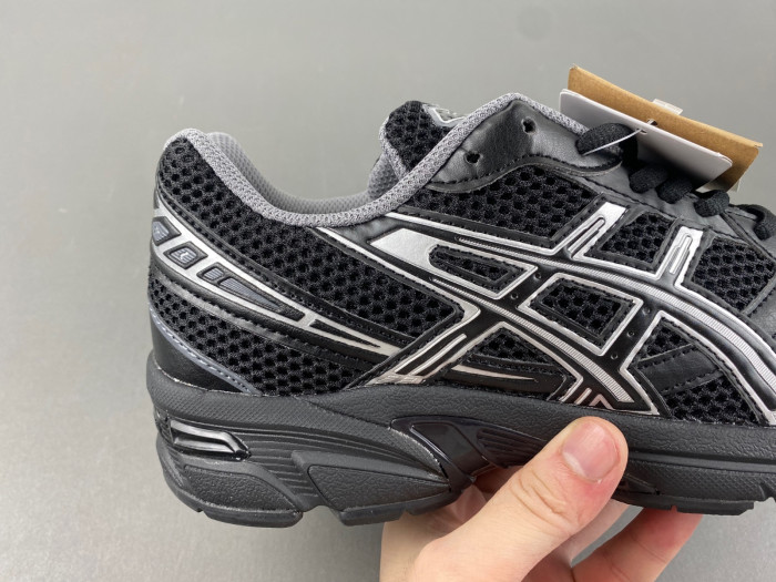 As1cs gel 1130 “black pure silver”r" 1203a497-100
