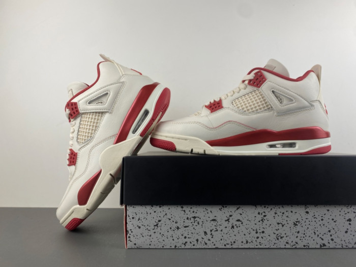 Jordan 4 Retro Valentine