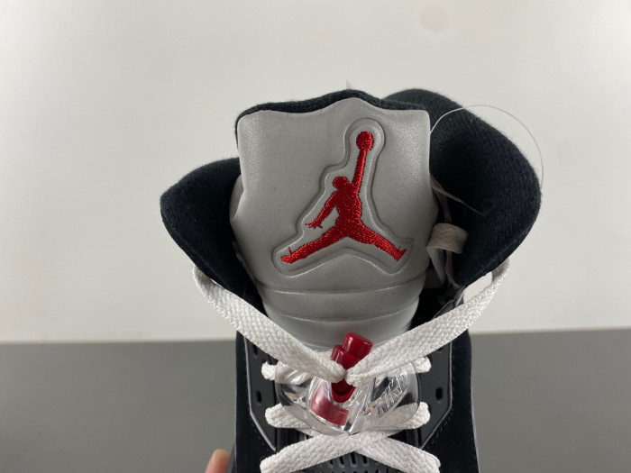 Air Jordan 5 “Black Metallic Reimagined” HF3975-001