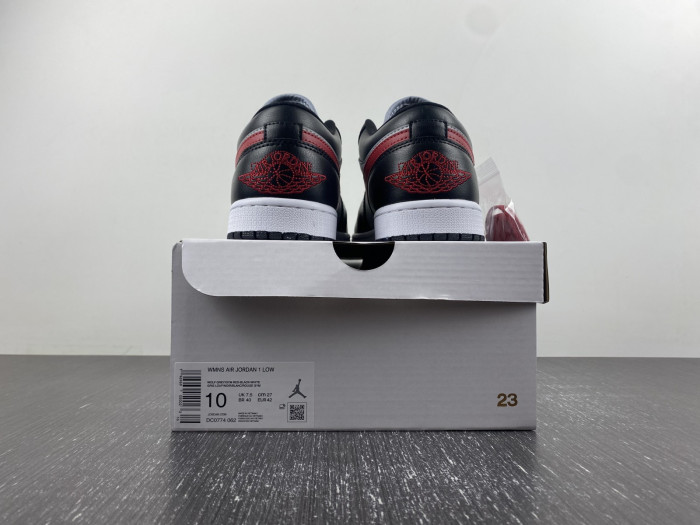 Air Jordan 1 Low DC0774-062