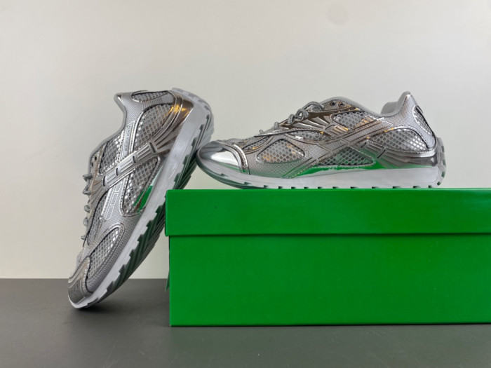 b0tt*ga Ven*ta orbit sneaker