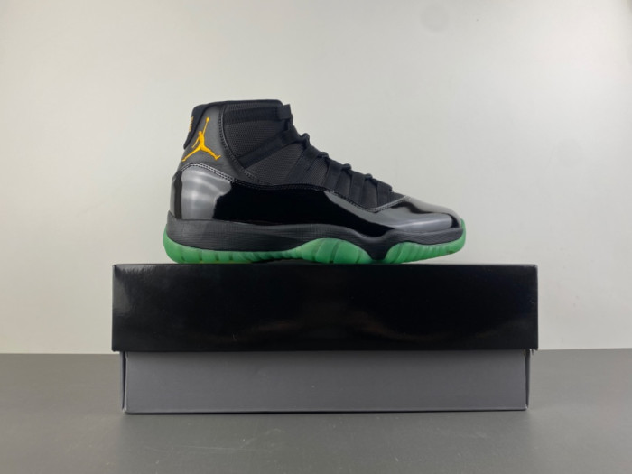 AIR JORDAN 11 RETRO CT8012-037