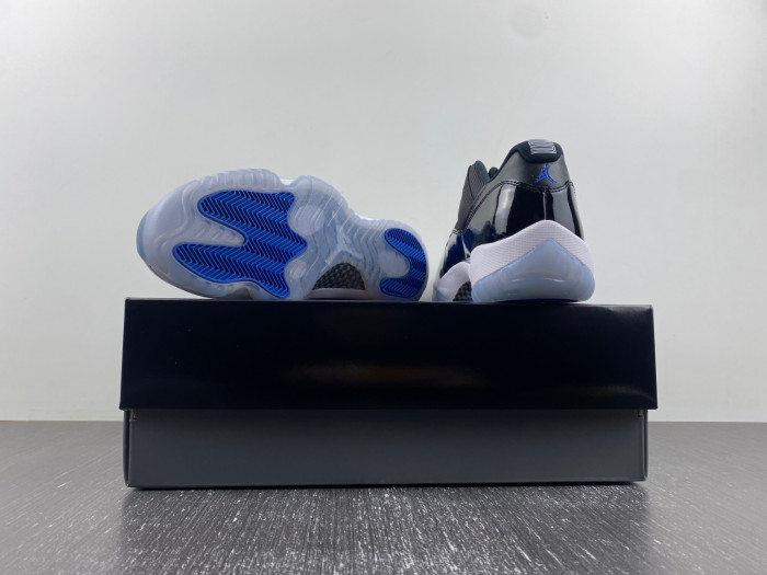 Air Jordan 11 “Space Jam" FV5104-004