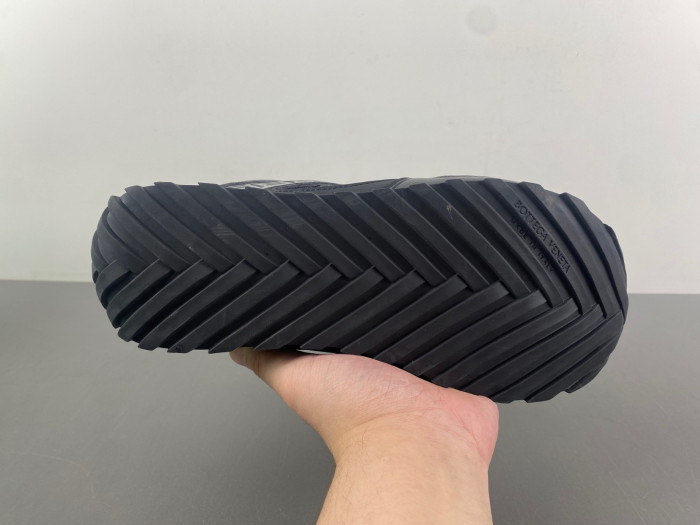 b0tt*ga Ven*ta orbit sneaker