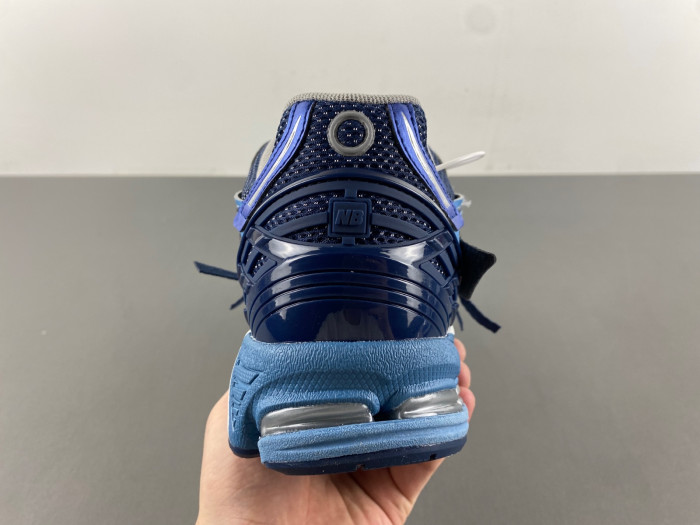 New Balance U1906AB
