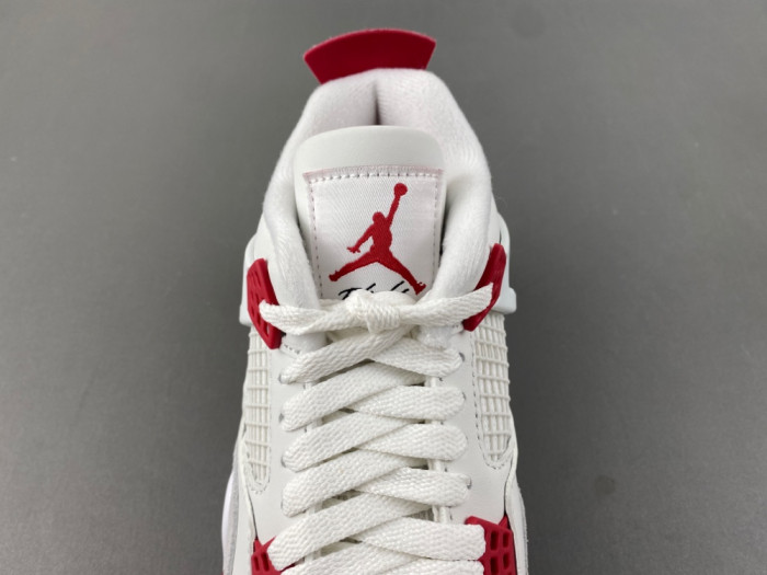 Nike SB x Air Jordan 4 Retro SP 