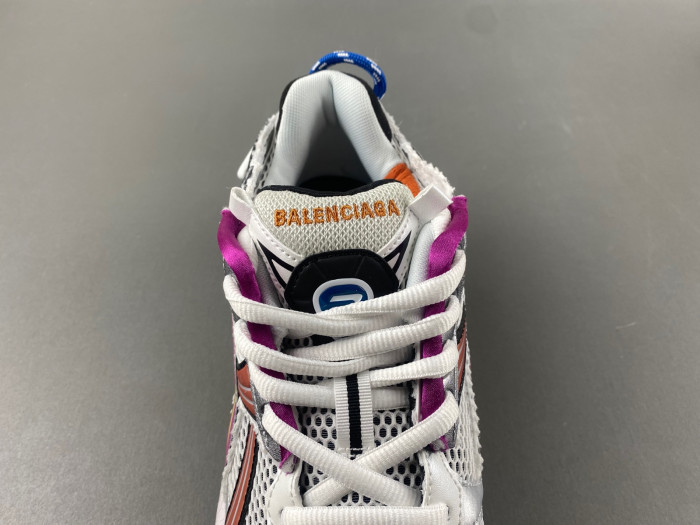 Ba1en*iaga runner 772774-w3rbw-9168