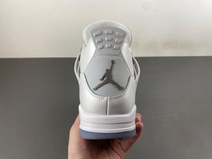 Air Jordan 4 Retro HV4401-014