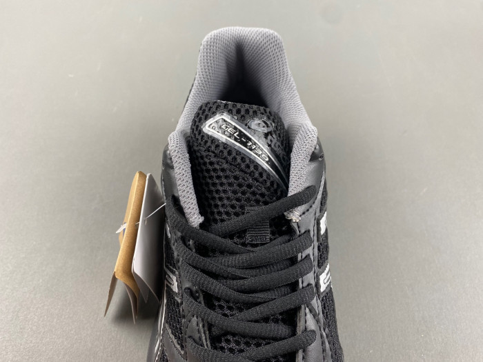 As1cs gel 1130 “black pure silver”r" 1203a497-100