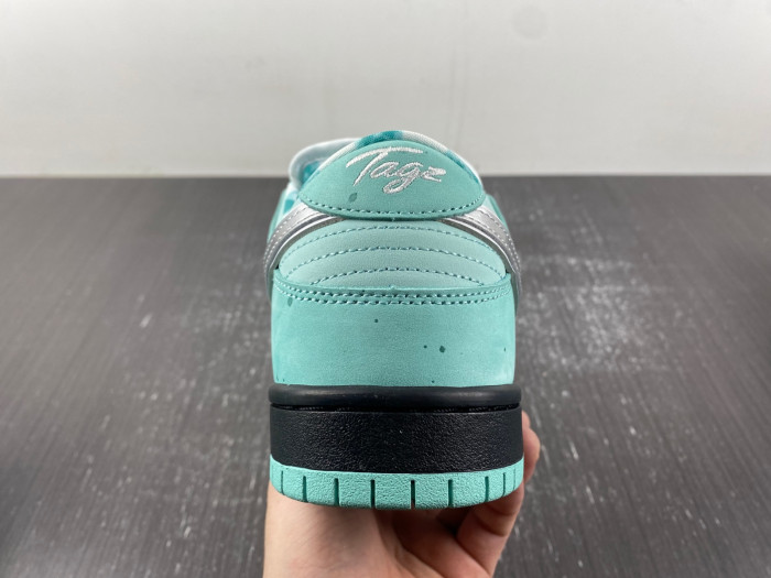 Nike SB Dunk Low  BV1310-402
