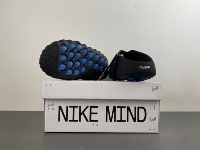 Nike Mind 001 