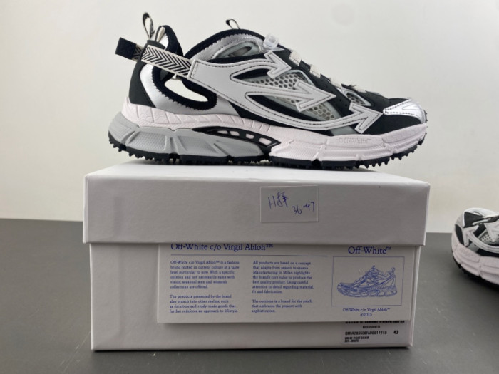 OFF-WHITE BE RIGHT BACK