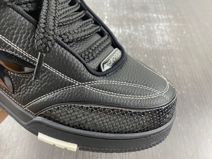 LV SKATE SNEAKER