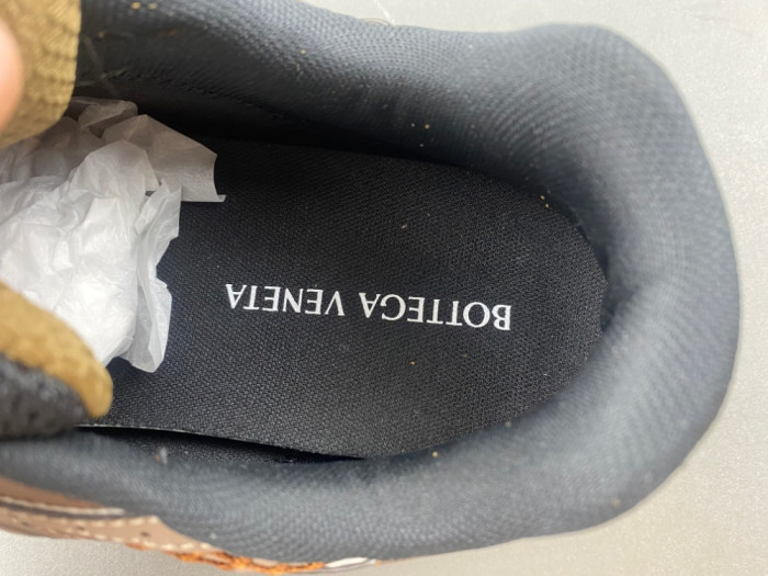 b0tt*ga Ven*ta orbit sneaker