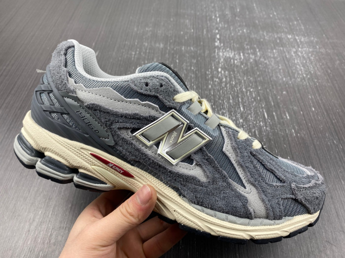 NEW BALANCE 2002R M1906DA