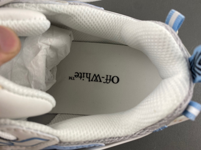 OFF-WHITE BE RIGHT BACK