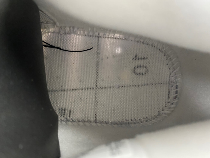 Air Jordan 4 “White Cement” (2025) FV5029-100