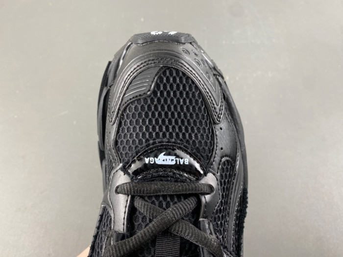 Ba1en*iaga runner LED 853225-WRNLD 1000