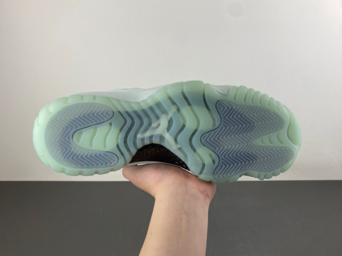 AIR Jordan 11 RTR LOW J SP902-18