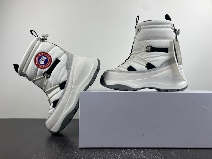 Can*a G00se womens toronto 7783w
