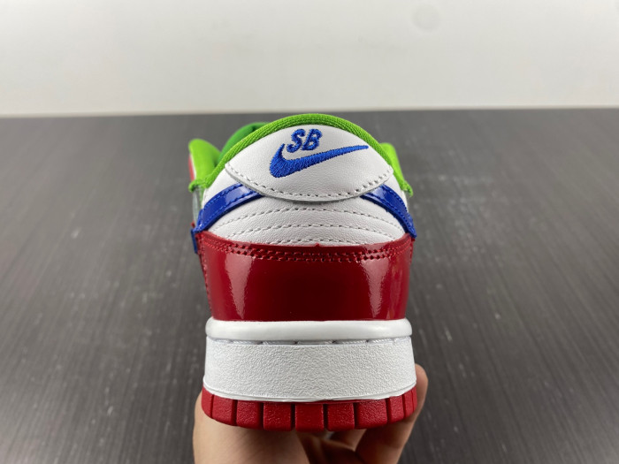 Nike eBay x SB Dunk  FD8777-100