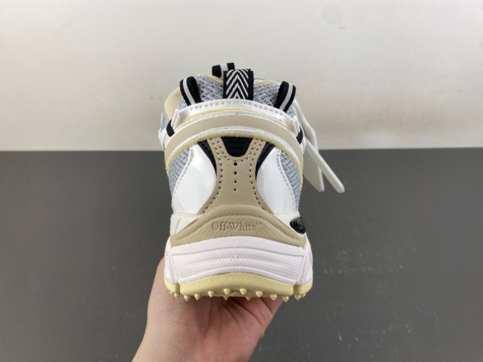 Off White C/O Virgil Abloh