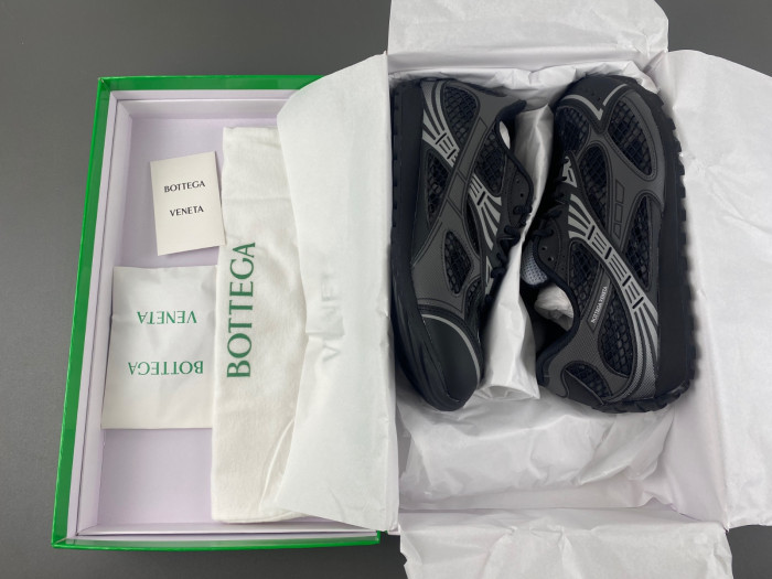 b0tt*ga Ven*ta orbit sneaker