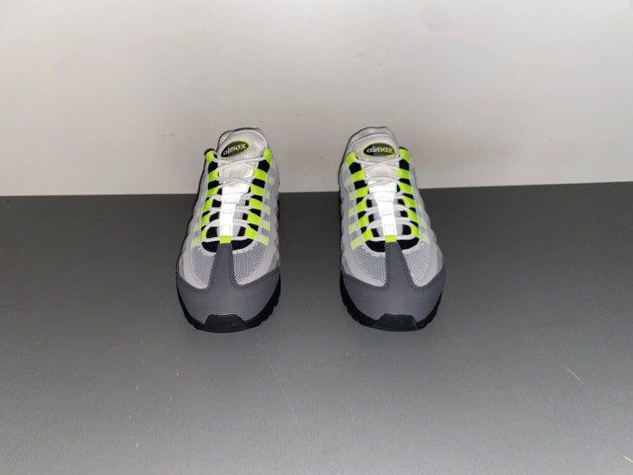NIKE AIR MAX 95 SP CT1689-001