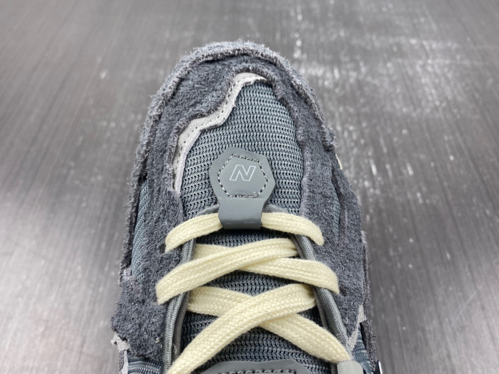 NEW BALANCE 2002R M1906DA