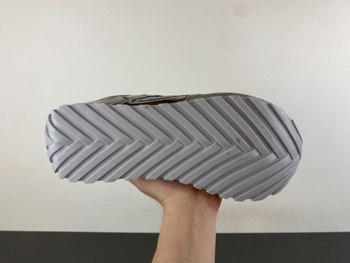 b0tt*ga Ven*ta orbit sneaker