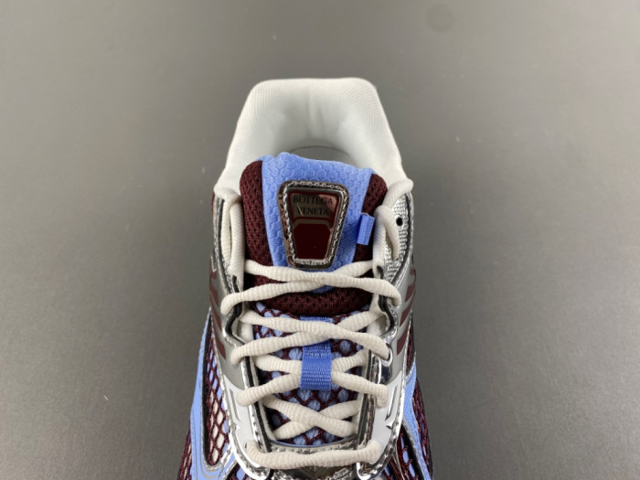 b0tt*ga Ven*ta orbit sneaker