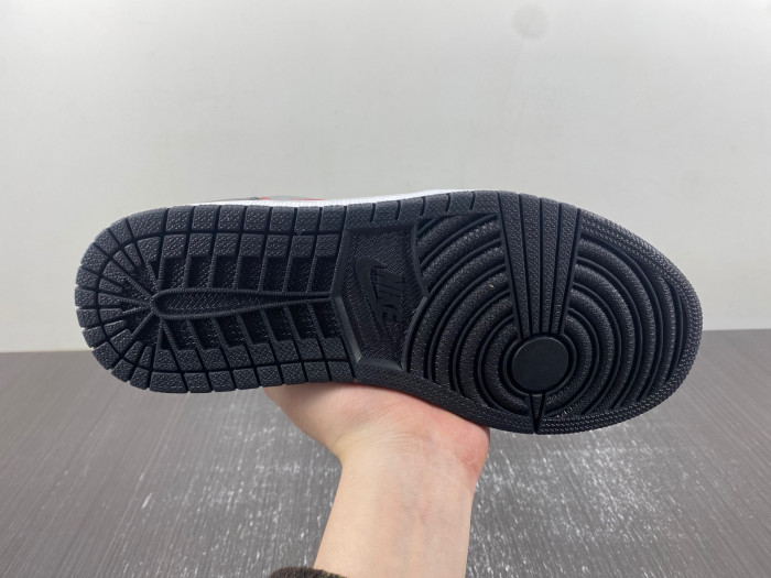 Air Jordan 1 Low DC0774-062