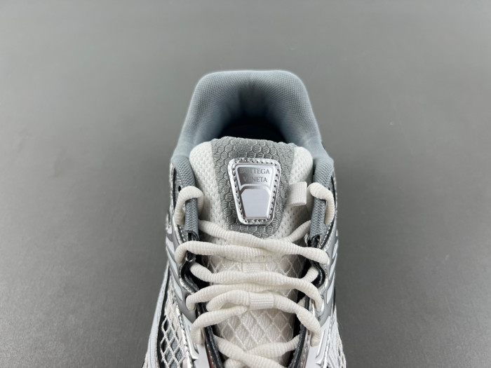 b0tt*ga Ven*ta orbit sneaker