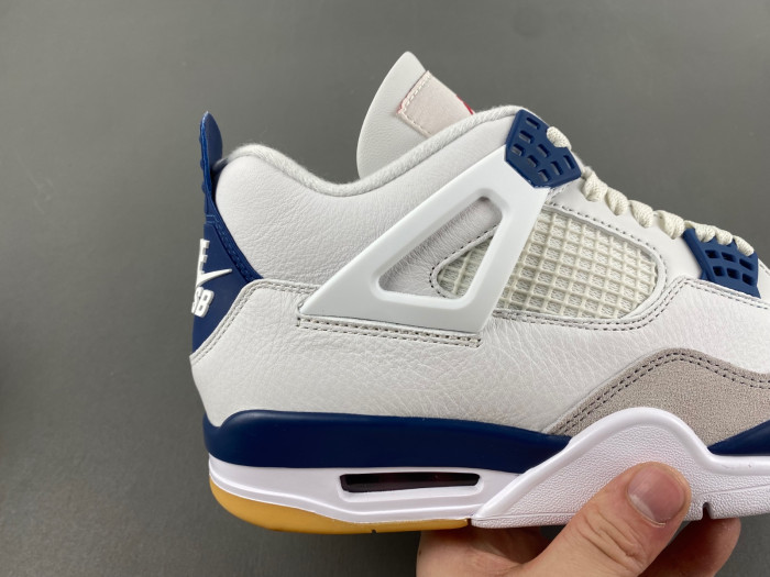 Nike SB x Air Jordan 4 “Navy” (2025) DR5415-100