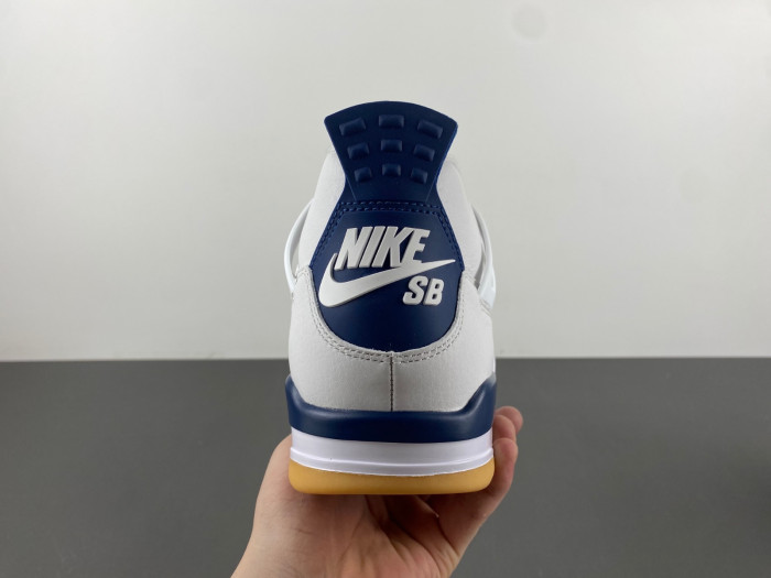 Nike SB x Air Jordan 4 “Navy” (2025) DR5415-100