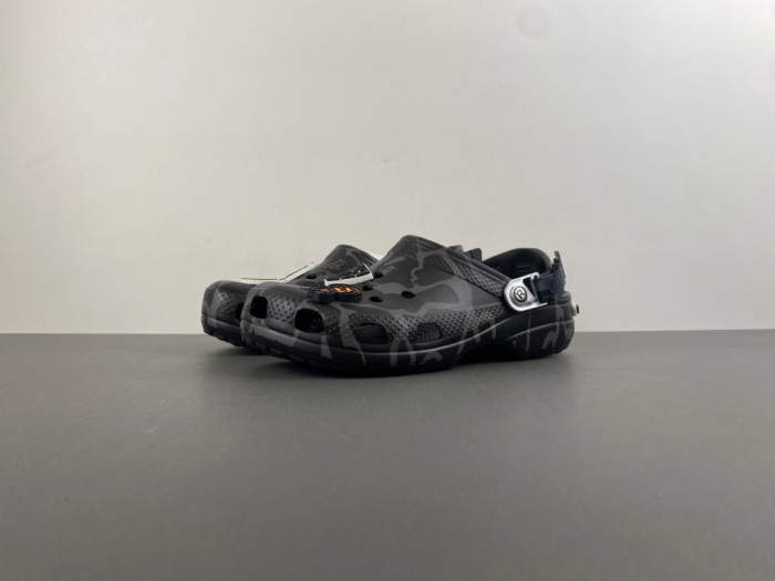 bape x Cr0c5 classic clog 
