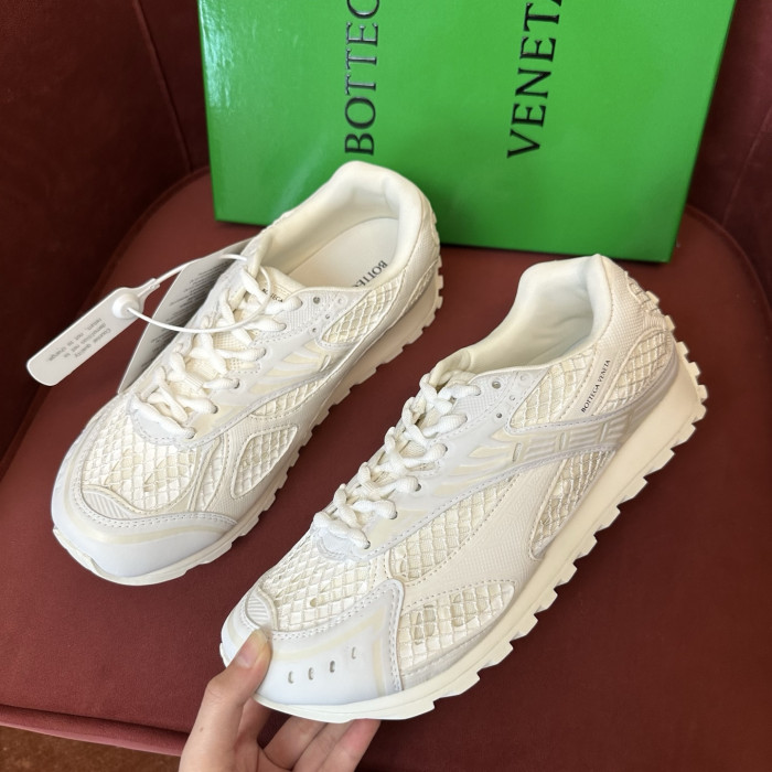 b0tt*ga Ven*ta orbit sneaker