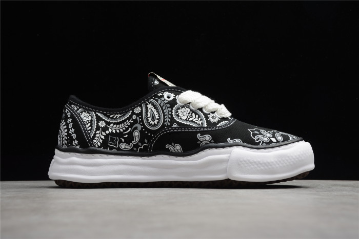 MIHARA YASUHIRO Black CO3FW702