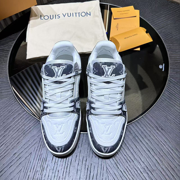 l0vis Vvtt0n lv trainer