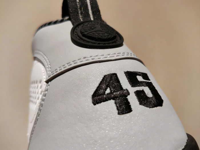 Jordan Air Jordan 9 Retro Barons 302370-106