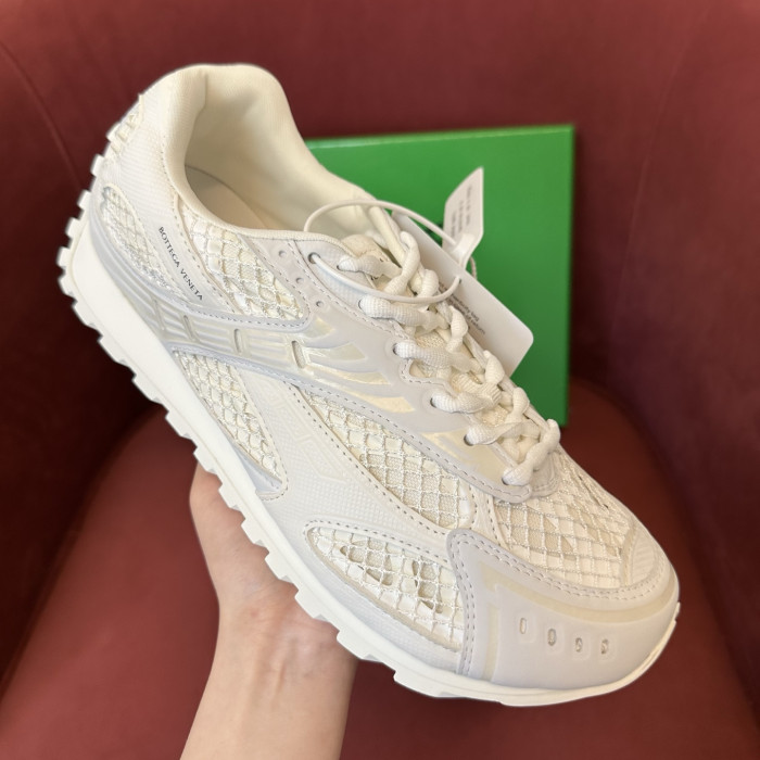 b0tt*ga Ven*ta orbit sneaker
