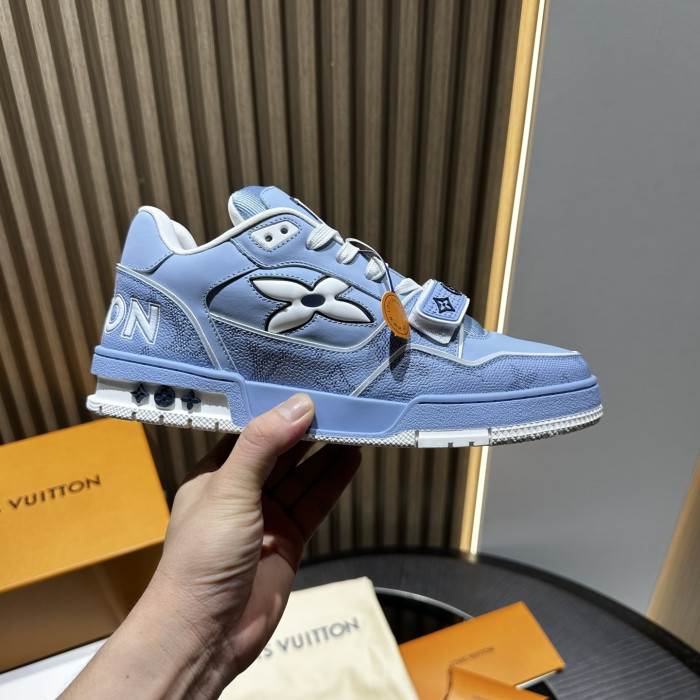 L0vis Vvtt0n LV trainer