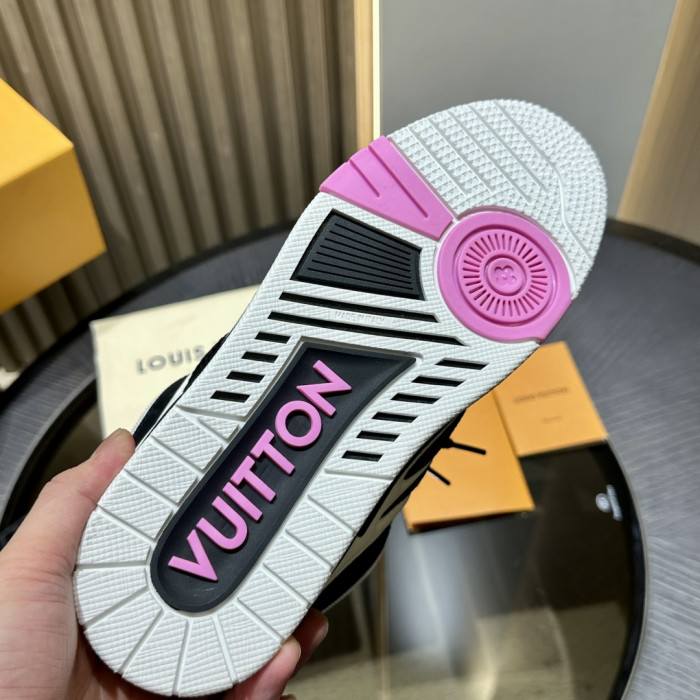 l0vis Vvtt0n skate trainer