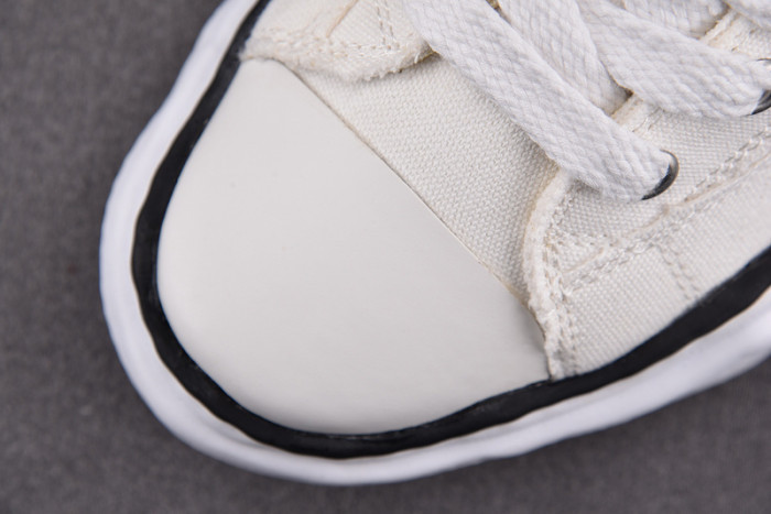 Ma*s*n mihara yasuhiro sneaker